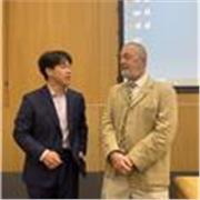 Native Chinese tutor to kids and adults. With patience and Passion. Welcome to learn more!