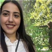 Insegnante di sostegno e di discipline di scuola primaria con tre anni di esperienza presso un ICS di Milano