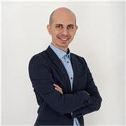 Insegnante di Fotografia, post-produzione e grafica