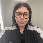 Soy una chica de 19 años a la que le encantan los niños/as, no tengo ninguna titulación como profespra