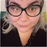 Ciao, sono Carola e posso aiutarti a migliorare il tuo livello di italiano. Sei un turista? Una persona appena arrivata per un Erasmus? Hai deciso di trasferirti in Italia? Io ti posso aiutare. 