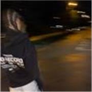 Entrenadora de fútbol para niños en intervalos de edad de entre 5-14 años.