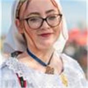 Se hai bisogno di aiuto per i compiti, contattami pure! Io ci sono! 