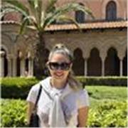 Se hai bisogno di aiuto per i tuoi compiti, ti aspetto! Sono laureata in biologia molecolare.