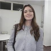 Estudiante trabajadora y paciente con certificado C1 Advanced de Cambridge
