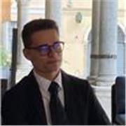 Studente universitario offre aiuto in inglese