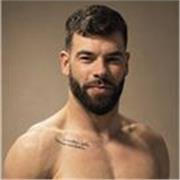 Entrenador personal online. Formación en nutrición. Especializado en entrenamiento de fuerza y hábitos saludables