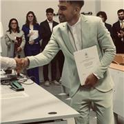 Lezioni di pugilato con un professionista per trasformare il corpo e la mente.