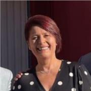 Psicóloga imparte clases de apoyo escolar para alumnos/as de Primaria