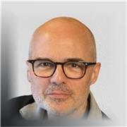 Normalien ENS Ulm, ex-prof de fac, chercheur CNRS et développeur, enseigne maths tous niveaux avec entrain, rigueur et patience !