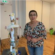 Prof de français, AESH accompagnement individuel primaire collège