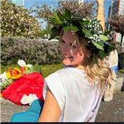 Ciao sono una studentessa universitaria che puo aiutarvi soprattutto con le lingue