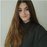 Soy una alumna de la universidad de educación primaria y podría dar cualquier materia de niños de educación primaria