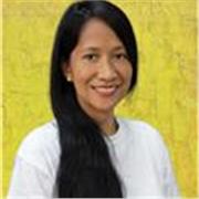 Profesora de inglés con certificación CELTA (Pass A) y experiencia impartiendo clases a adultos y profesionales