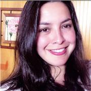 Profesora de matemática dicta clases de matemática para alumnos de enseñanza media (1ro a 4to medio)