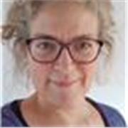 Native German speaker, qualified and experienced English teacher, offering 1:1 lessons online, in German and English