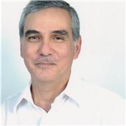 Profesor universitario de Derecho Público, Administrativo y Tributario.