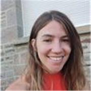 Soy profesora de español e inglés desde hace 9 años. Me adapto a las necesidades de los alumnos y puedo enseñar a todas las edades