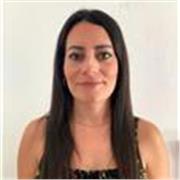 Profesora de inglés con experiencia en clases para niños, jóvenes y adultos. Preparación de exámenes internacionales