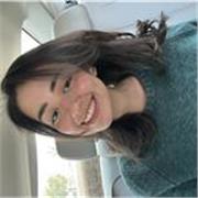 Mexicana de 25 años y Licenciada en Negocios Internacionales, con diploma de bachillerato bilingüe certificada para enseñar inglés