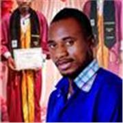 Professeur de philosophie avec trois ans d'expérience. J'aide les élèves à préparer leur baccalauréat. 