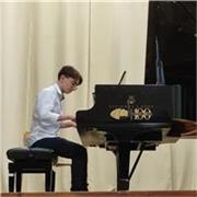 Lezioni di solfeggio per tutti i livelli. (Licenza con il massimo dei voti) Contattami per una lezione di prova gratuita!