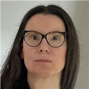 Italian born, I’ve worked and lived in New York for many years, back in Milan I teach English for all levels