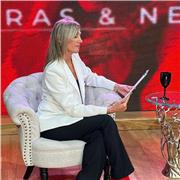 Soy profesora de español para extranjeros y profesora universitaria. Doy clases a estudiantes de distintos niveles