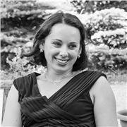 Motivierende Privatlehrerin mit langjähriger Erfahrung