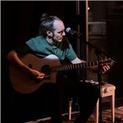 Clases online de guitarra moderna (rock, pop, blues, soul, funk...). Profesor titulado en Grado Superior de Música Moderna y Jazz