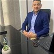 Profesor de Contabilidad y finanzas, especialista en NIIF