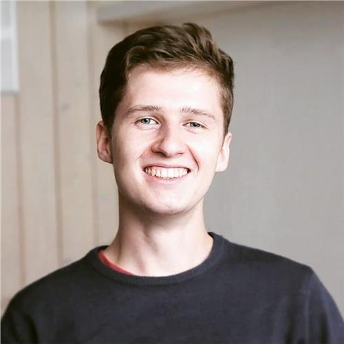 Leon Privatlehrer*in aus Tübingen