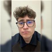 Laureato magistrale in Fisica Teorica offre lezioni in Matematica online