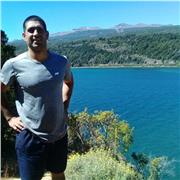 Profesor de Educación Fisica con una amplia experiencia en entrenamientos para la salud, en especial con adultos mayores y/o personas con lesiones o limitaciones fisicas! Me adapto a las necesidades del cliente buscando generar habitos saludables en ellos
