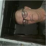 Con experiencia en dibujo lineal, abstracto paisajista expresionismo en acuarela y en carboncillo manejo de lo básico a lo Total