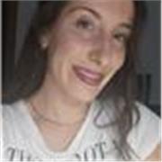 Profesora entusiasta con ganas de enseñar a muchos niños y niñas.