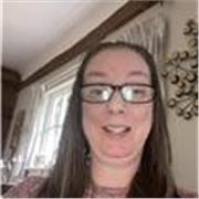 I give private lessons tailored to every person individual needs. I am a English and do not have any regional accents.