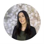 Profesora nativa de inglés y español con experiencia internacional, formación avanzada y clases online dinámicas