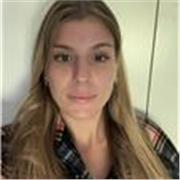 Mi chiamo Ilaria, offro lezioni di italiano, inglese, storia, letteratura e aiuto compiti :) 