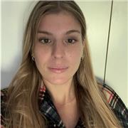 Mi chiamo Ilaria, ho conseguito una laurea triennale in lingue (tedesco e inglese) ed offro ripetizioni e aiuto compiti