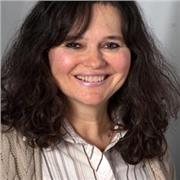 Sprachlehrerin erteilt Online-Unterricht für Deutsch als Fremdsprache