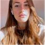 Ragazza che da 5 anni impartisce lezioni private