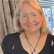 University lecturer. My lessons are aimed at everyone