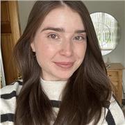 Online English Tutor providing English lessons to young learners