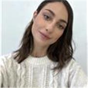 Soy titulada en pedagogía en Inglés, con experiencia en la planificación de clases, coordinación de actividades pedagógicas y desa