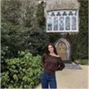 Profesora de inglés con más de 2 años de experiencia.
