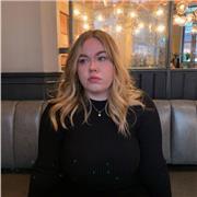 Fine Art student, passionate about helping GCSE/ A-Level students grow creatively to reach the highest artistic potential.