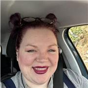 Soy profesora de inglés con experiencia en varios colegios y en clases particulares en casa, en la zona de Málaga, Marbella.