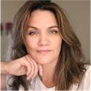 A psychologist and psychotherapist. I have lectured on various topics for adults and teenagers, individuals meeting