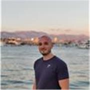 Coach sportif diplômé d'État je donne des cours de coaching à domicile, dans des parcs ou en salle de sport. Mon but est de vous a